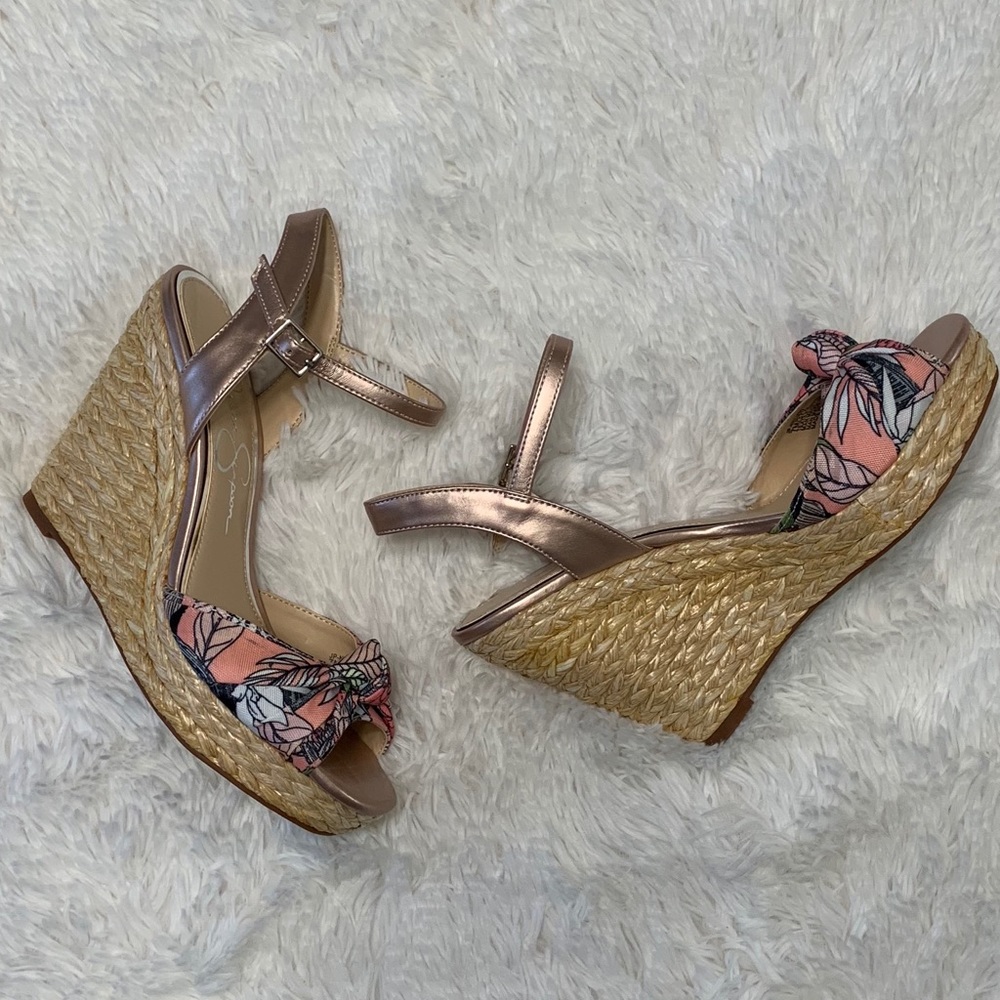Jessica Simpson Wedges